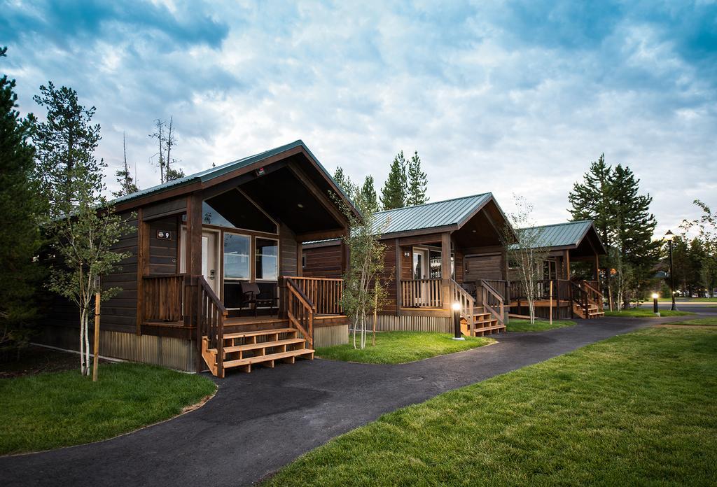 Explorer Cabins At Yellowstone West Yellowstone Bagian luar foto