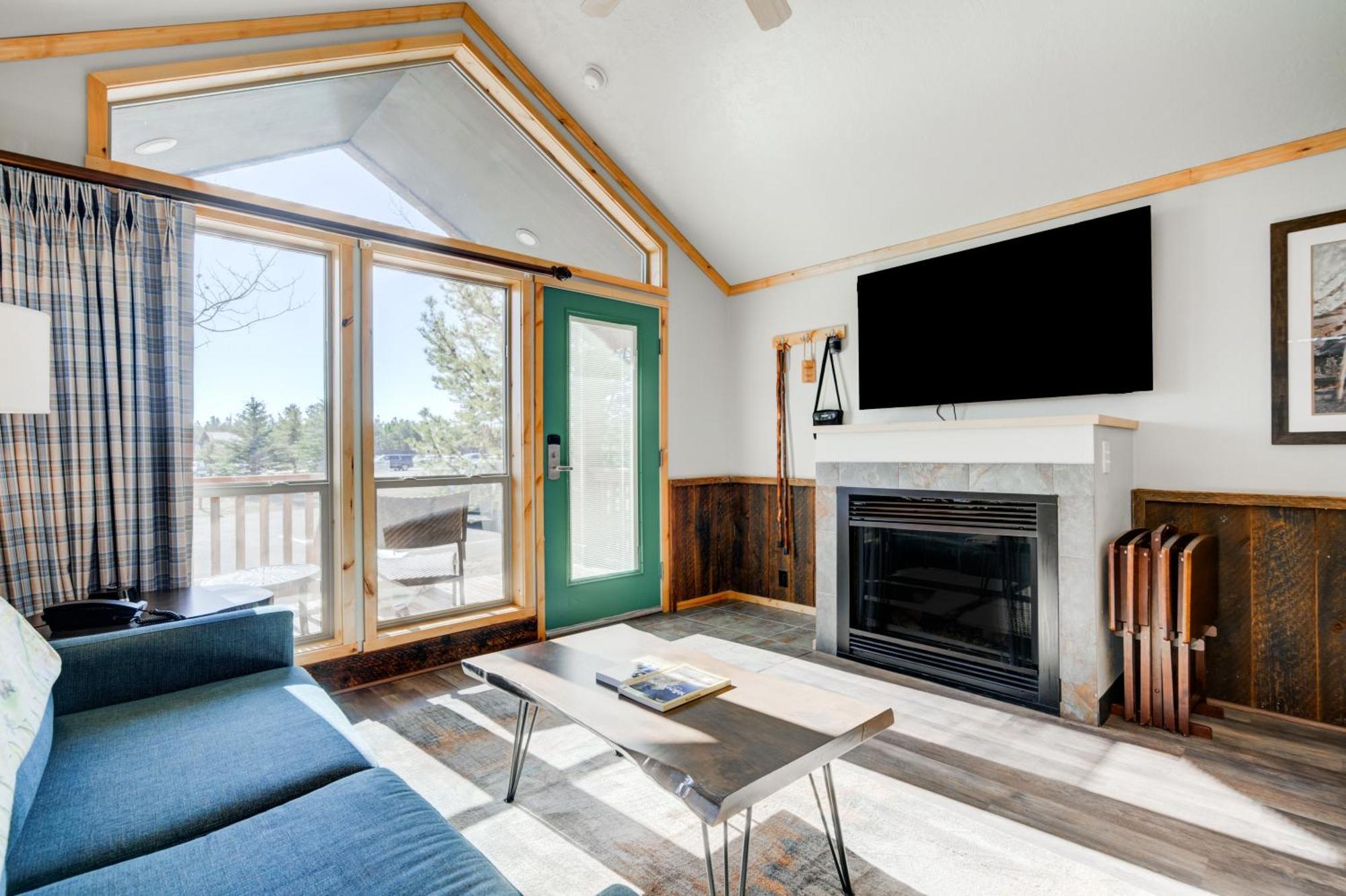 Explorer Cabins At Yellowstone West Yellowstone Bagian luar foto