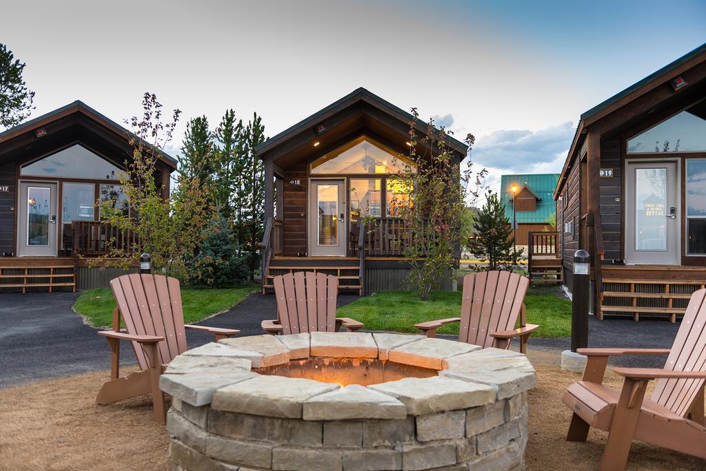 Explorer Cabins At Yellowstone West Yellowstone Bagian luar foto