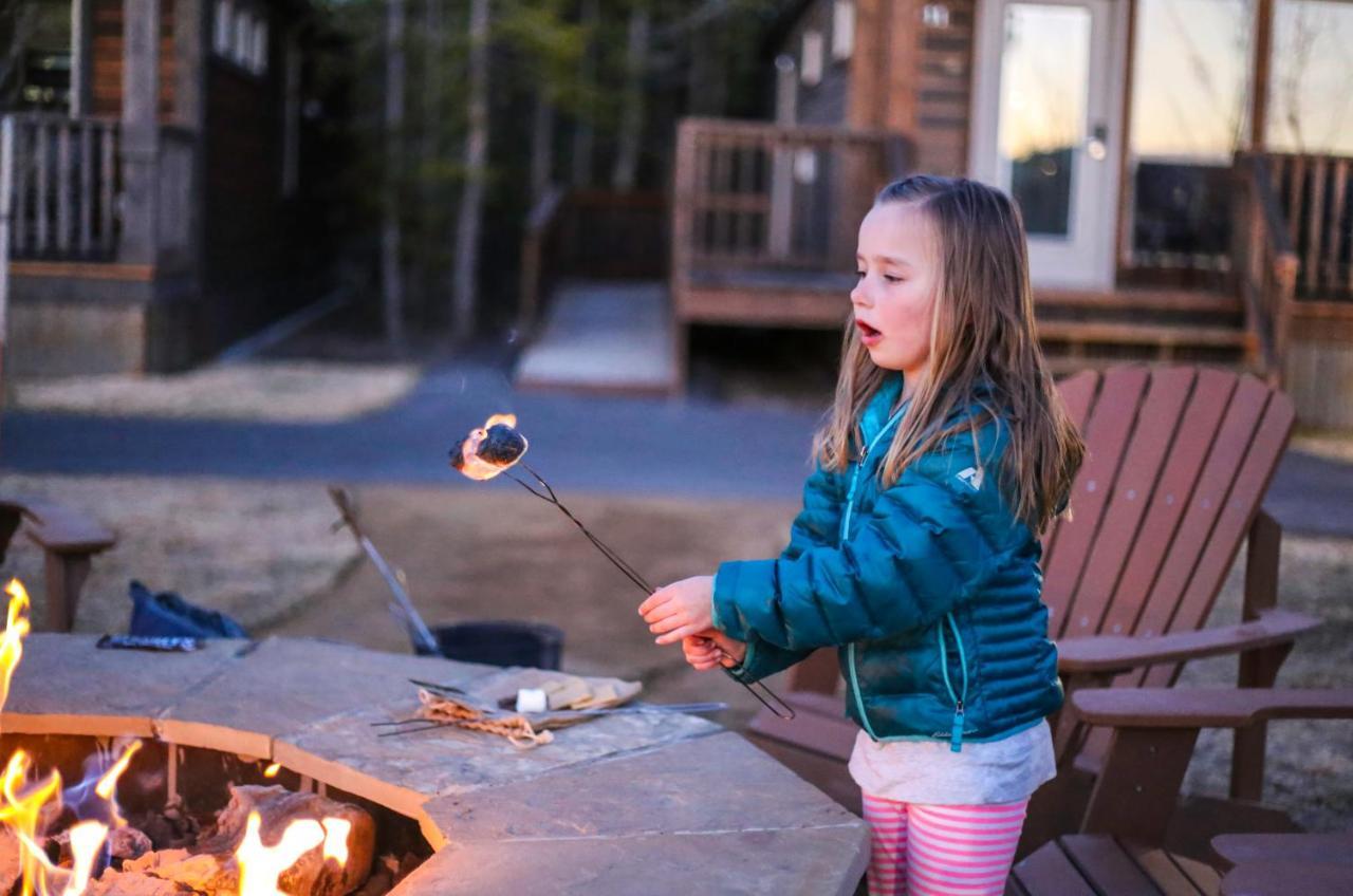 Explorer Cabins At Yellowstone West Yellowstone Bagian luar foto